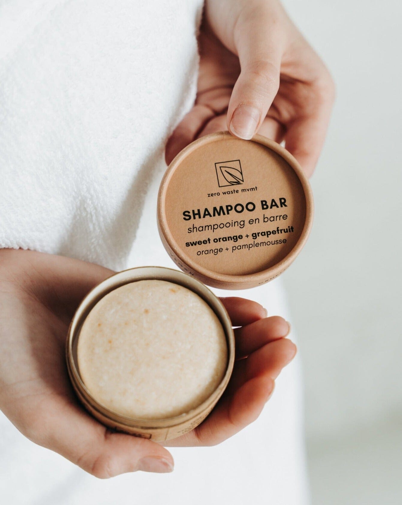 Shampoo Bar | Sweet Orange + Grapefruit Shampoo Bar Zero Waste MVMT 